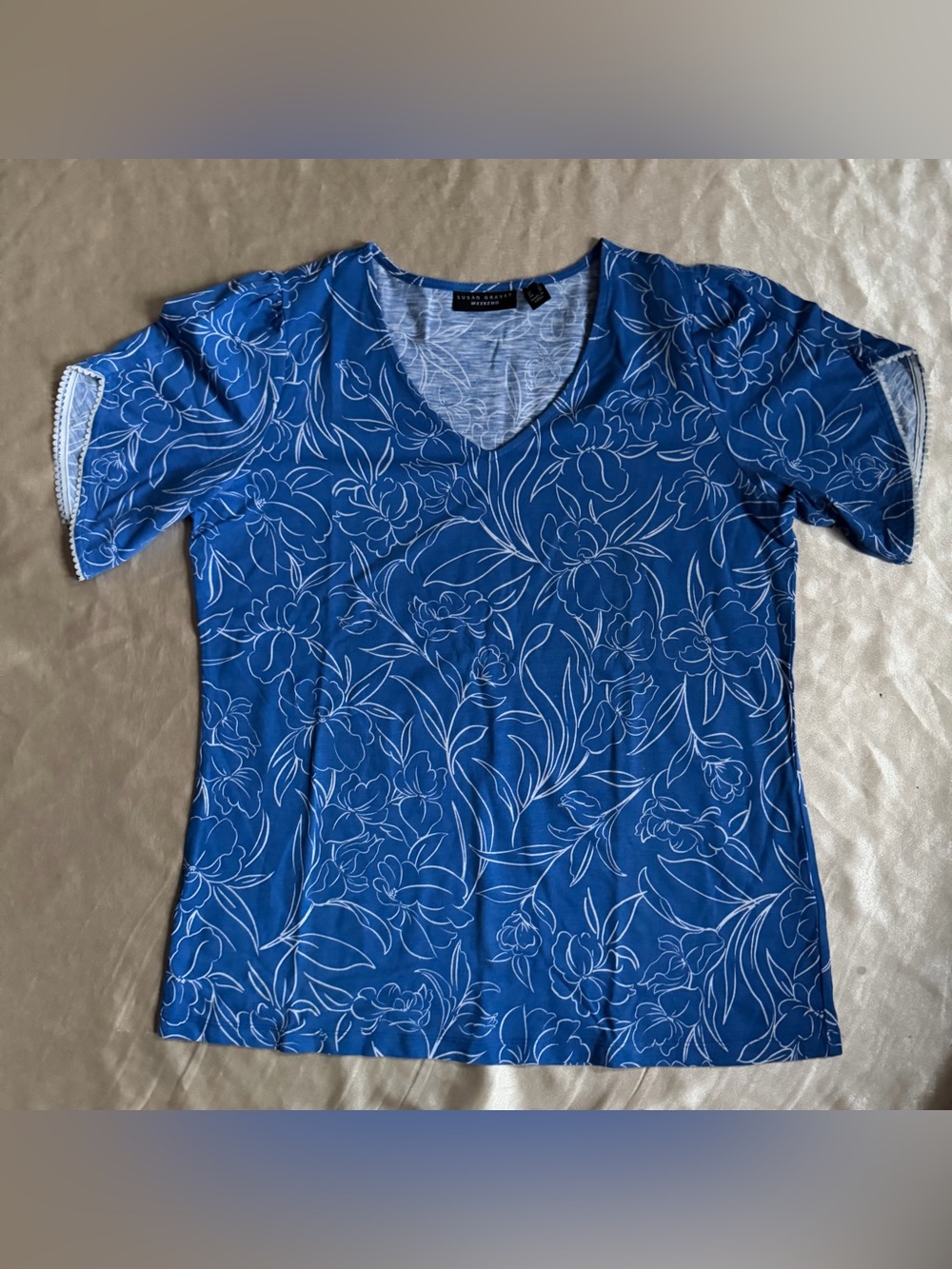 Susan Graver Weekend Textured Cotton Tulip-Sleeve Top with Trim small a602012
